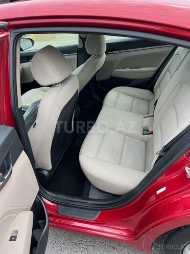 Hyundai Elantra 2018, 107,288 km - 2.0 l - Bakı