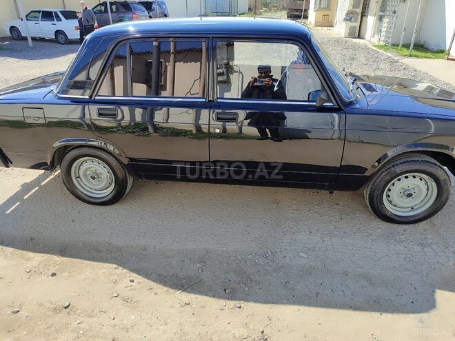 LADA (VAZ) 2107 2010, 58,000 km - 1.5 л - Salyan
