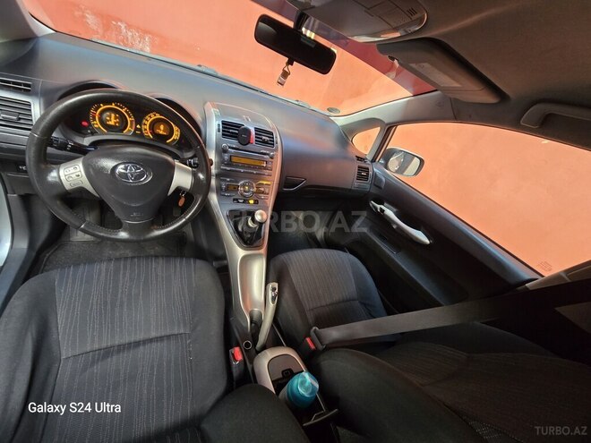 Toyota Auris 2009, 291,000 km - 1.4 l - Bakı