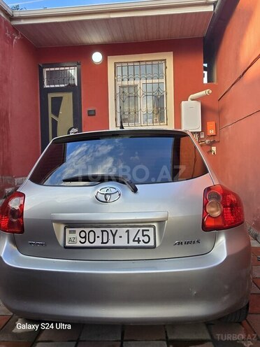Toyota Auris 2009, 291,000 km - 1.4 l - Bakı