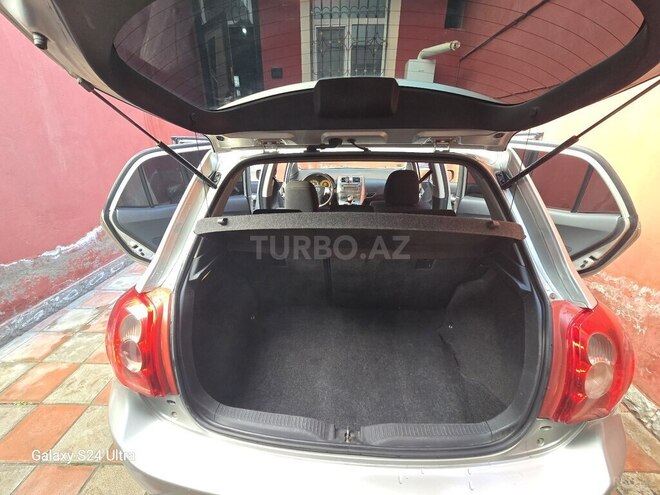 Toyota Auris 2009, 291,000 km - 1.4 l - Bakı