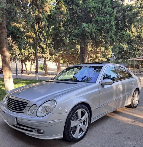 Mercedes E 200 2004, 335,000 km - 1.8 l - Bakı
