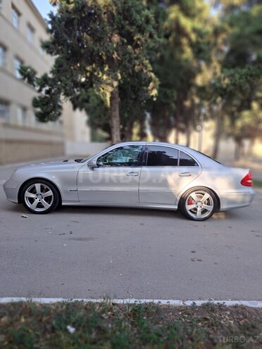 Mercedes E 200 2004, 335,000 km - 1.8 l - Bakı