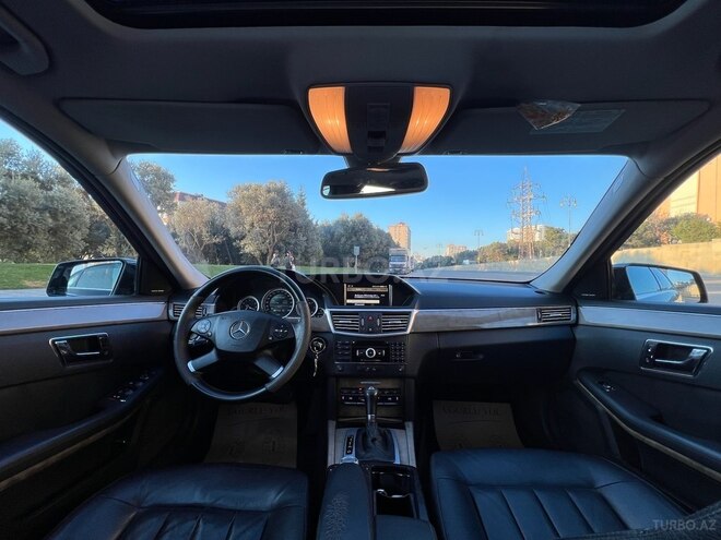 Mercedes E 220 d 2010, 233,600 km - 2.2 l - Bakı