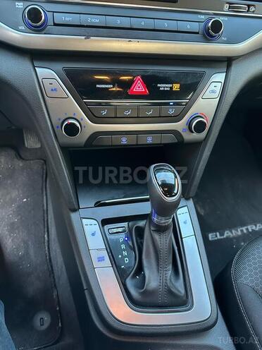 Hyundai Elantra 2016, 89,000 km - 2.0 л - Bakı