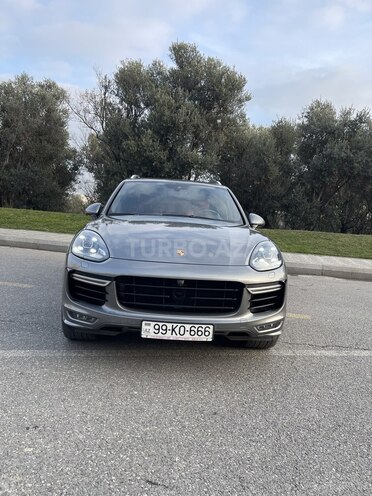 Porsche Cayenne Turbo S 2016, 112,624 km - 4.8 l - Bakı