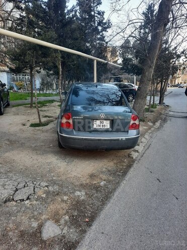 Volkswagen Passat 2004, 387,000 km - 1.8 l - Bakı