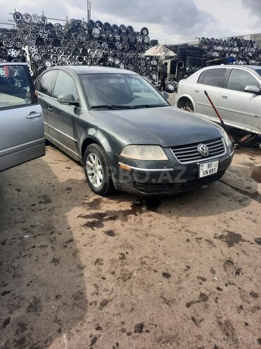 Volkswagen Passat 2004, 387,000 km - 1.8 l - Bakı