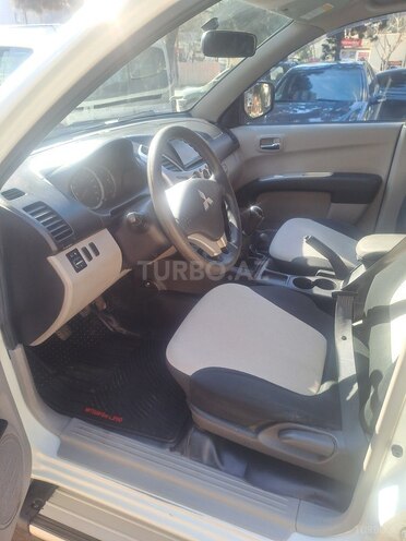 Mitsubishi L200 2014, 265,000 km - 2.5 l - Bakı