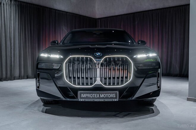 BMW 750e xDrive-1