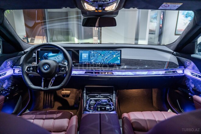 BMW 750e xDrive-3
