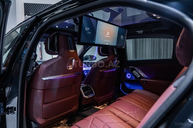 BMW 750e xDrive-21