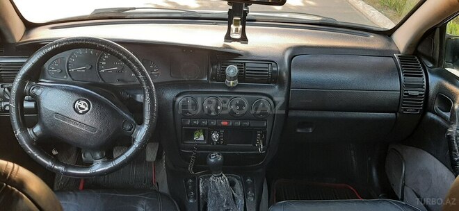 Opel Omega 1996, 350,000 km - 2.0 l - Bakı