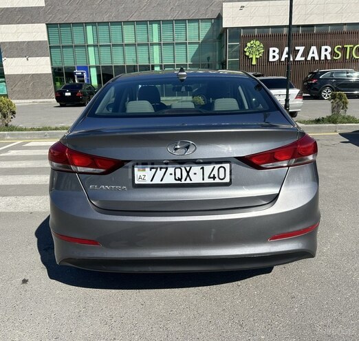 Hyundai Elantra 2017, 104,979 km - 2.0 л - Bakı