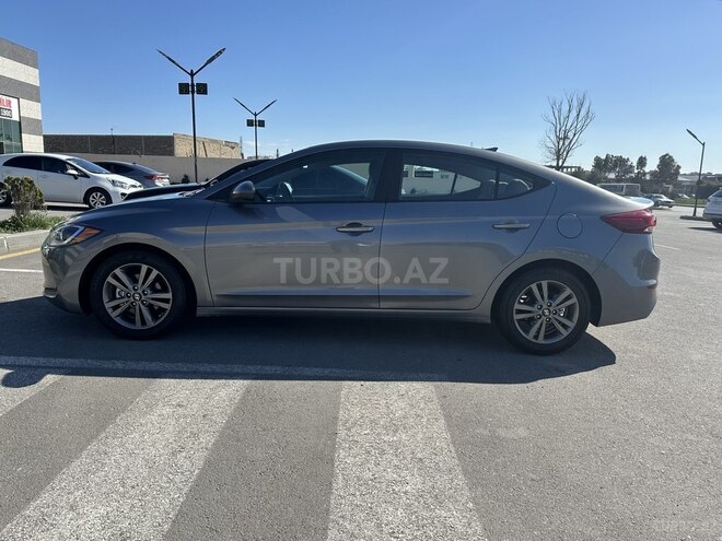 Hyundai Elantra 2017, 104,979 km - 2.0 л - Bakı