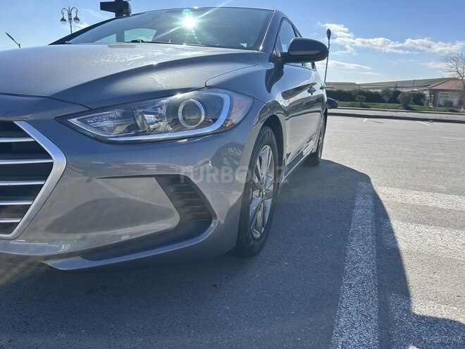 Hyundai Elantra 2017, 104,979 km - 2.0 л - Bakı