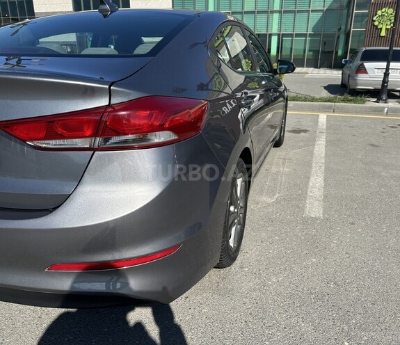 Hyundai Elantra 2017, 104,979 km - 2.0 л - Bakı