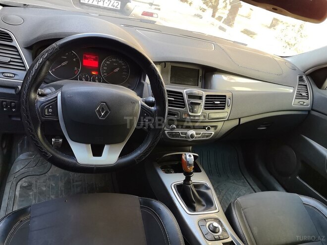Renault Laguna 2011, 307,000 km - 1.5 l - Bakı