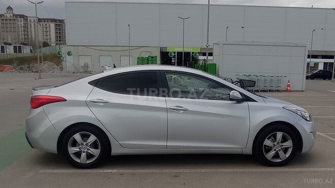 Hyundai Elantra 2011, 208,000 km - 1.8 l - Bakı