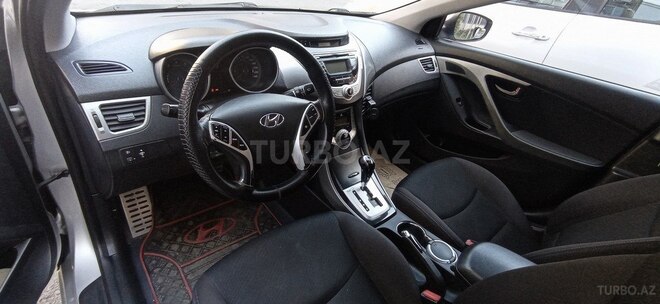 Hyundai Elantra 2011, 208,000 km - 1.8 l - Bakı