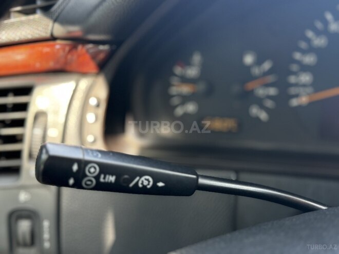 Mercedes E 220 d 2000, 433,000 km - 2.2 л - Tovuz