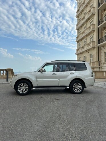 Mitsubishi Pajero 2014, 178,000 km - 3.8 l - Bakı