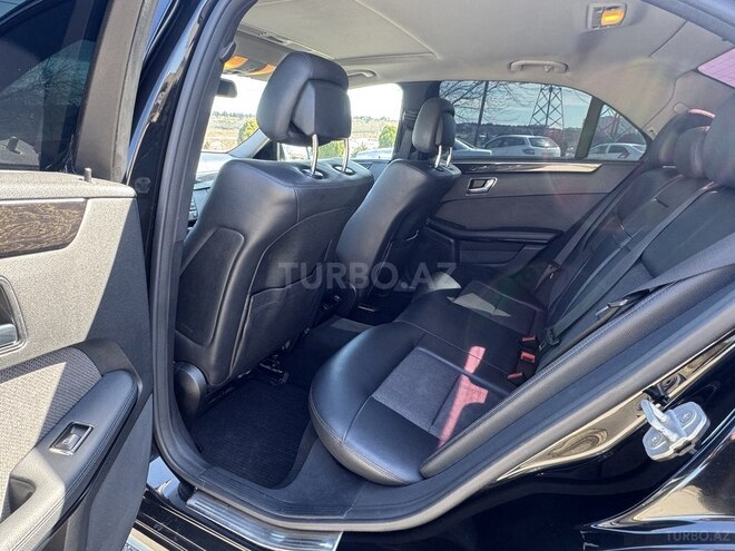 Mercedes E 250-9