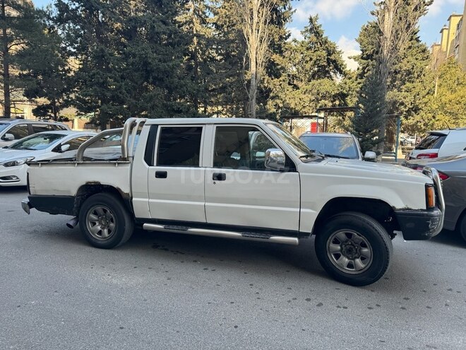 Mitsubishi L200 2000, 150,000 km - 2.5 l - Bakı