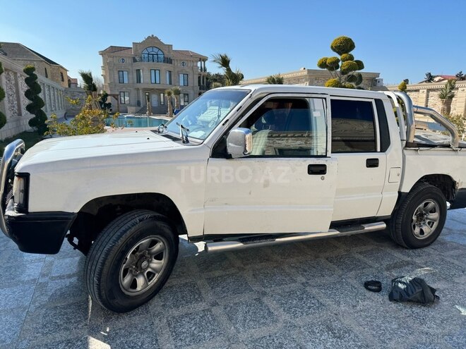 Mitsubishi L200 2000, 150,000 km - 2.5 l - Bakı