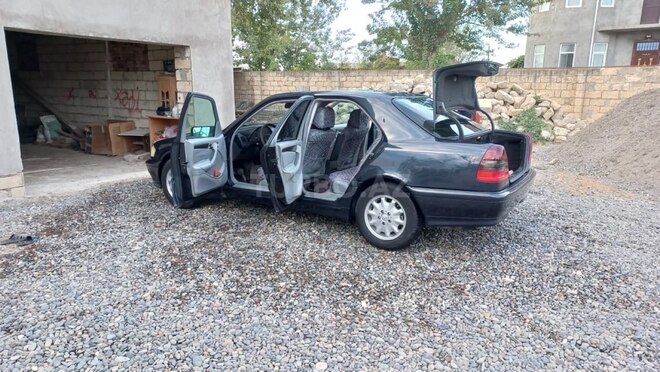 Mercedes C 200 1999, 346,400 km - 2.0 l - Bakı