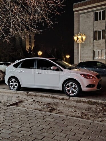 Ford Focus 2011, 244,000 km - 1.6 l - Gəncə