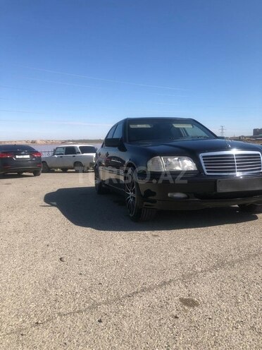Mercedes C 230 2000, 245,000 km - 2.3 l - Bakı