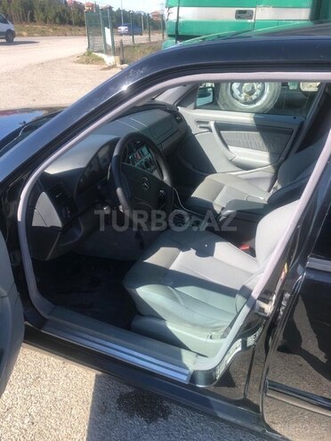 Mercedes C 230 2000, 245,000 km - 2.3 l - Bakı