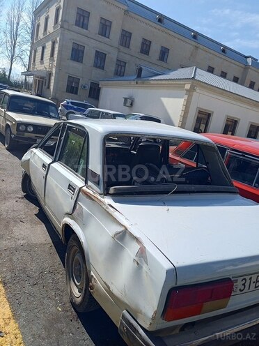 LADA (VAZ) 2107 2003, 80,000 km - 1.6 l - İsmayıllı