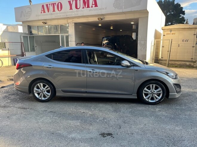 Hyundai Avante 2015, 199,000 km - 1.6 л - Bakı