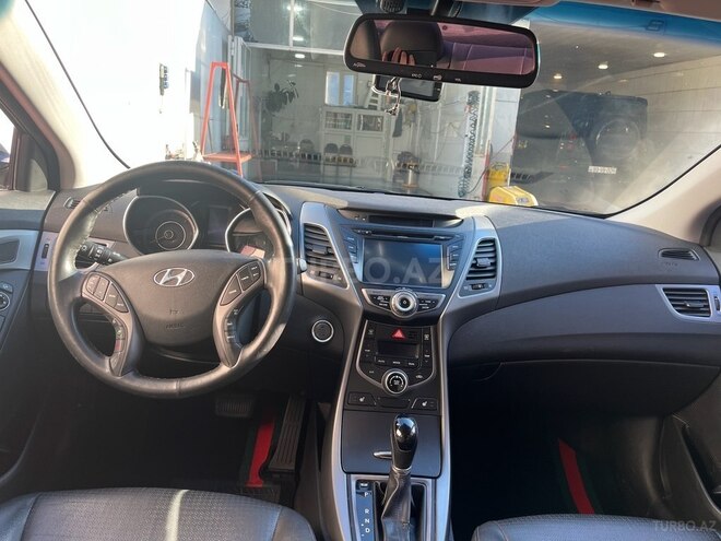 Hyundai Avante 2015, 199,000 km - 1.6 л - Bakı
