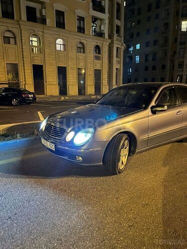 Mercedes E 220 d 2003, 416,000 km - 2.2 l - Masallı