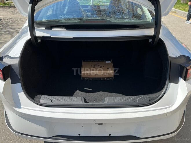 Changan Qiyuan A05 2025, 0 km - 1.5 л - Bakı