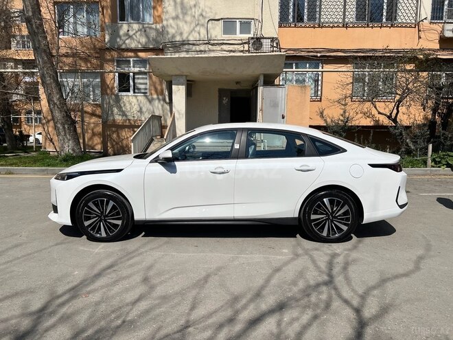 Changan Qiyuan A05 2025, 0 km - 1.5 л - Bakı