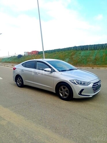 Hyundai Avante 2015, 193,658 km - 1.6 l - Bakı