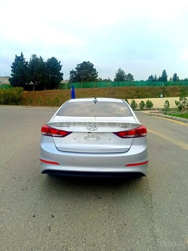 Hyundai Avante 2015, 193,658 km - 1.6 l - Bakı