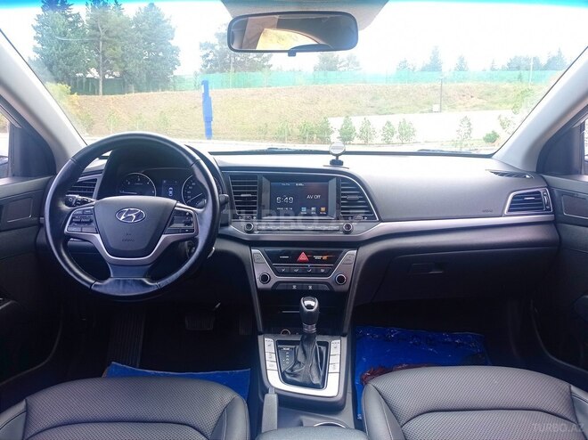 Hyundai Avante 2015, 193,658 km - 1.6 l - Bakı