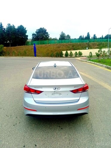 Hyundai Avante 2015, 193,658 km - 1.6 l - Bakı
