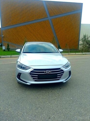 Hyundai Avante 2015, 193,658 km - 1.6 l - Bakı