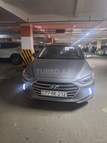 Hyundai Elantra 2015, 235,941 km - 2.0 l - Bakı
