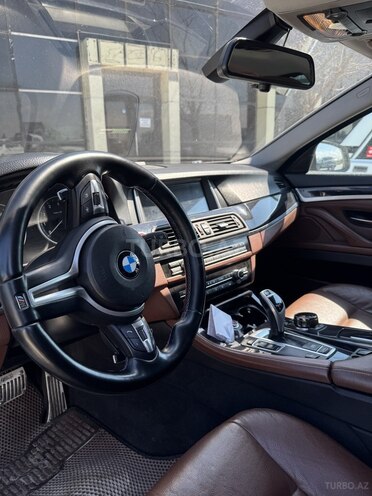 BMW 523 2010, 290,000 km - 2.5 l - Sumqayıt