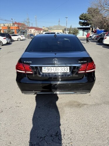 Mercedes E 220 d 2015, 332,000 km - 2.2 l - Bakı