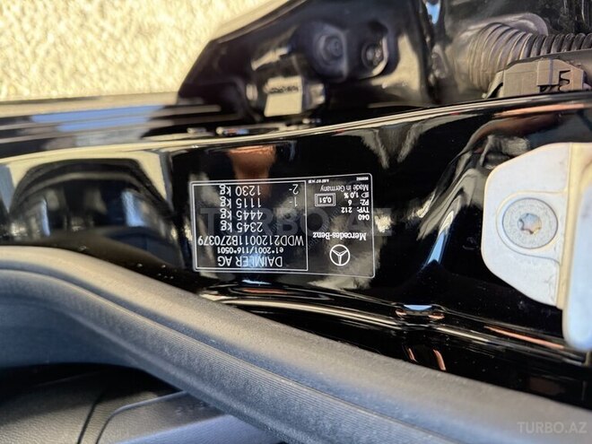 Mercedes E 220 d 2015, 332,000 km - 2.2 l - Bakı