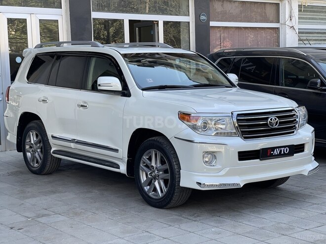 Toyota Land Cruiser-2