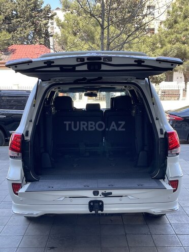 Toyota Land Cruiser-14